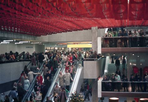 hoog catharijne openingstijden.